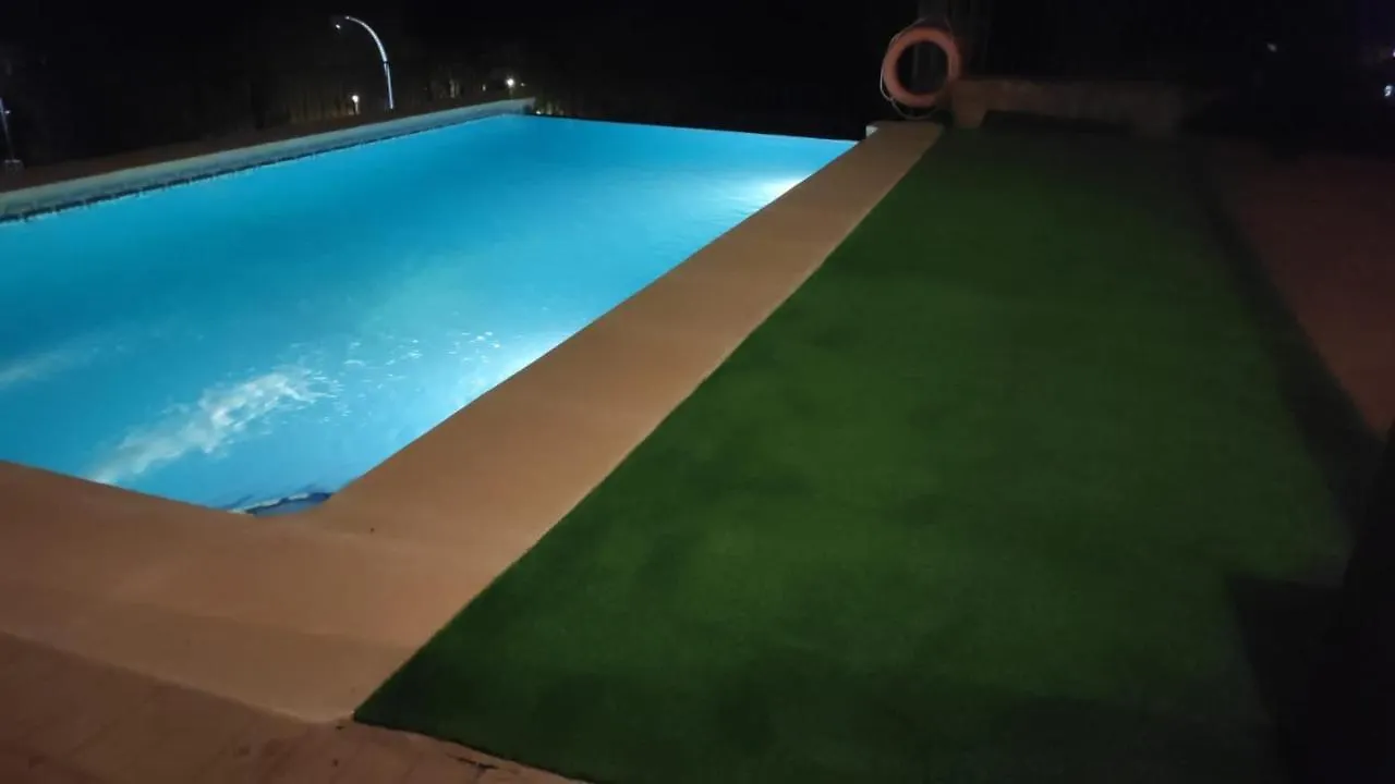 Chalet En Villaharta Con Piscina